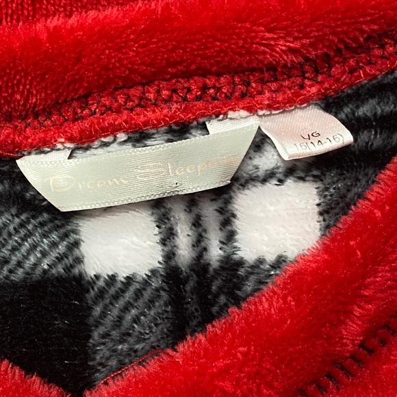 DREAM SLEEPERS Long Sleeve Red Furry Tee - Picture 3 of 4